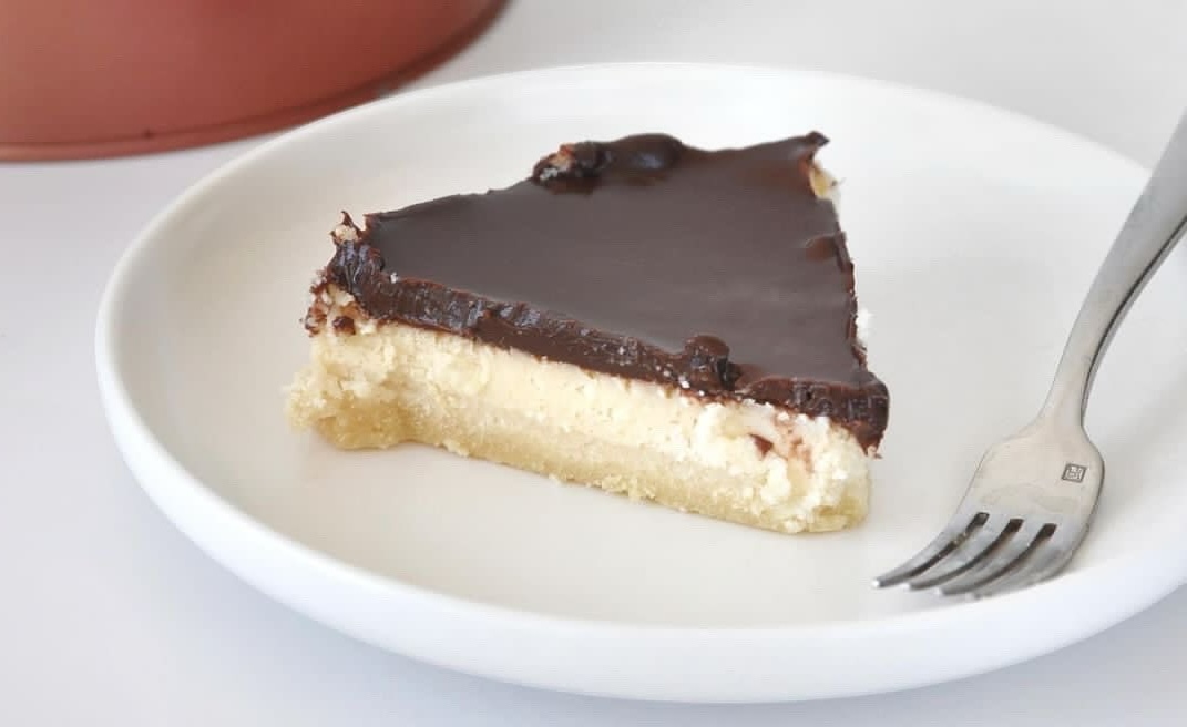Greek Yogurt Cheesecake with Ganache